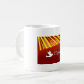 Mok, bevestiging, duif op rood, roggen koffiemok (Voorkant links)