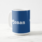 Mok Conan (Voorkant links)