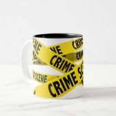 mok "Crime Scene" (Voorkant links)