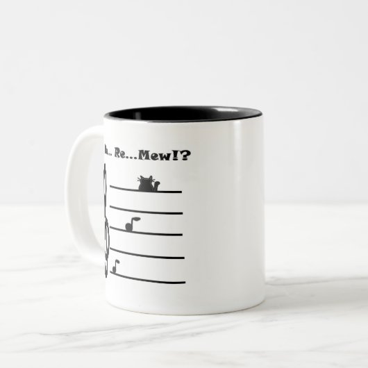 Mok "Doe... zijn... mew?!" (Voorkant links)