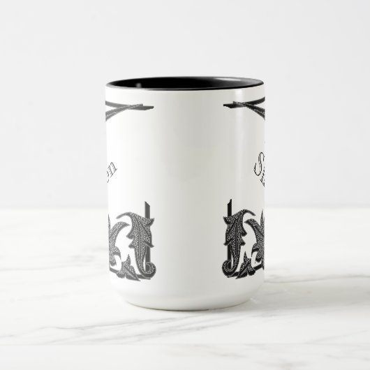 Mok - Gehoekige beugels en naam in het zwart (Midden)