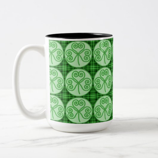 Mok groen en zwart geplakt Shamrock Pattern (Links)