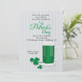 Mok groene bier St. Patrick's Day uitnodiging (Staand voorkant)