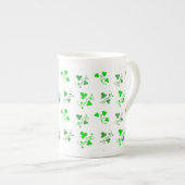 Mok Groene Shamrocks Pattern (Voorkant rechts)