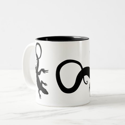 Mok hagedis met hagediartschaken (Voorkant links)