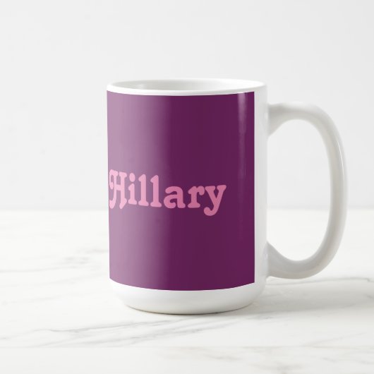 Mok Hillary (Rechts)