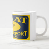 mok "I fly at Zahns Airport"  Bord licentie (Rechts)