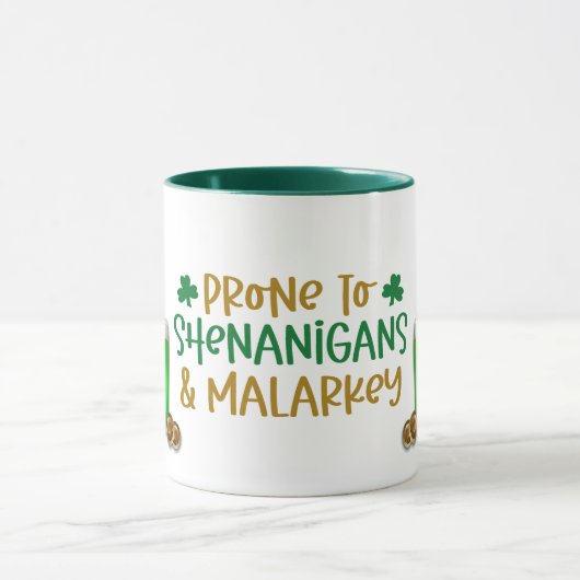 Mok Ierse Prone aan Shenanigans (Midden)