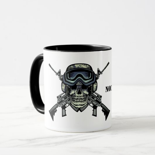 Mok-illegii non carborundum mok (Voorkant links)