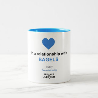 Mok: In een relatie met Bagels Tweekleurige Koffiemok