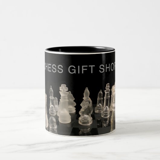 Mok in zwart-wit. (Center)