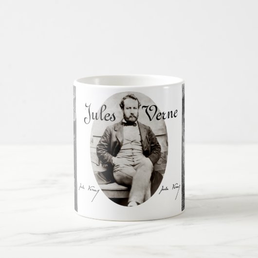 Mok Jules Verne (Center)