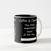 Mok koffie en sigaretten (Voorkant rechts)