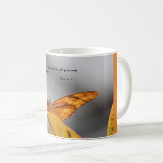 mok koffie met vlinder (Voorkant rechts)