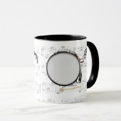 Mok - Marching Bass Drum met tapemuziek (Voorkant rechts)