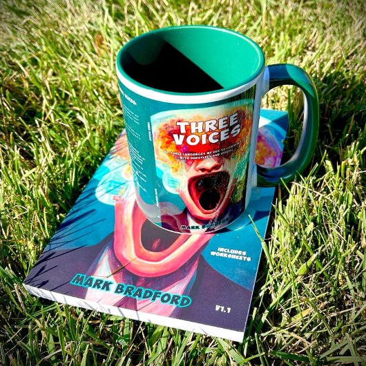 Mok met drie stemmen