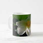 Mok met fijne witte Lotusventilator (Voorkant links)