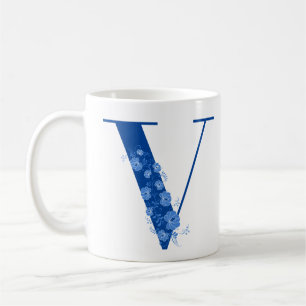 Mok met Floral Monogram letter v
