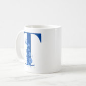 Mok met Floral monogram T (Voorkant links)