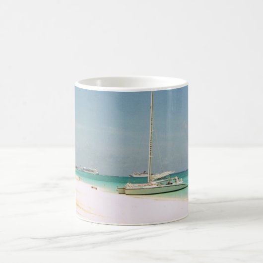 Mok met Grand Cayman Beach Scene (Center)