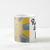 Mok met originele kunst door Tony Cimino (Center)