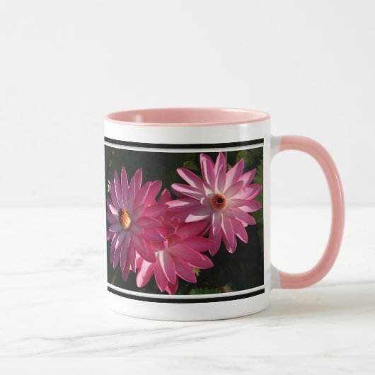 Mok met roze waterlilies koffie (Rechts)