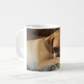 Mok met schuine puggle (Voorkant links)