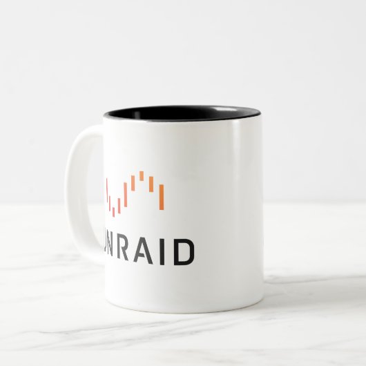 Mok met twee toonaangevende koffie (Voorkant links)