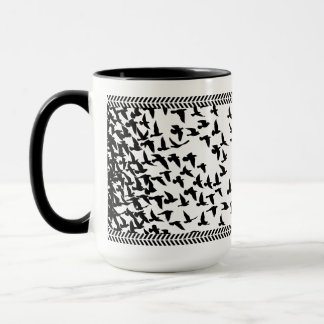 mok met vogels in zwart en wit, klassieke stijl