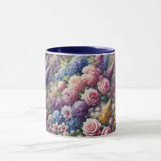 Mok met zachte paarse, roze en gele bloemen (Midden)