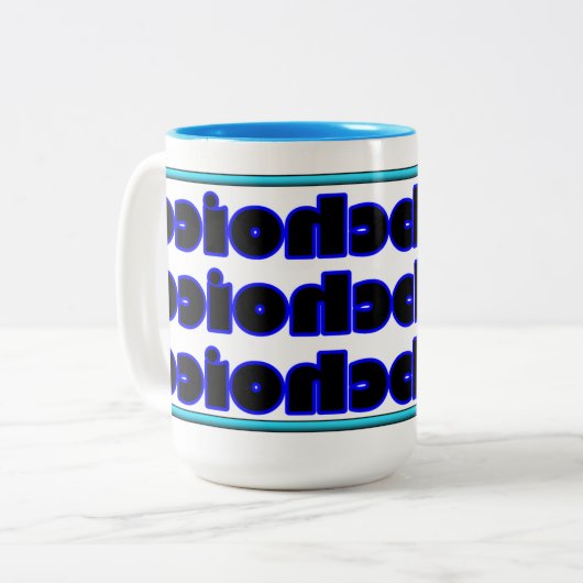 Mok met zes-op-een-met-twee-toon koffie (Voorkant links)