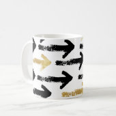 Mok met zwarte & goudpijlen (Voorkant links)