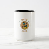 Mok Music Lover (Center)