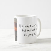 Mok op zonneschijn bij pensionering (Voorkant rechts)