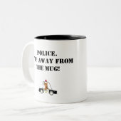 Mok politieambtenaren (Voorkant links)