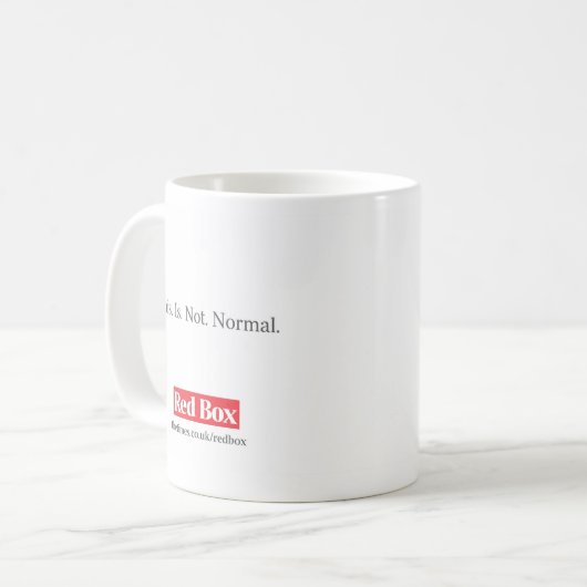 Mok rode doos - Dit. Is.. Die niet. Normaal (Voorkant links)