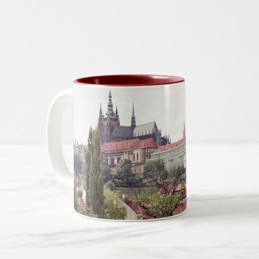 Mok Royal Castle (Voorkant links)