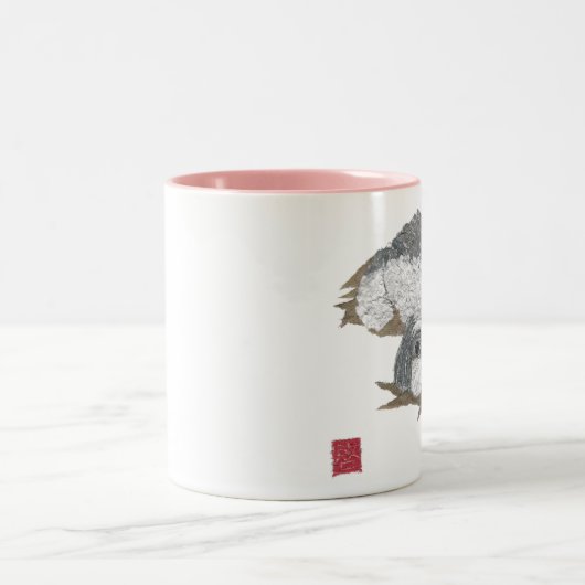 Mok Shih Tzu (Center)