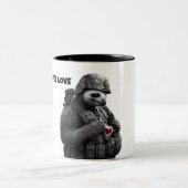 Mok Sloffee Love (Center)