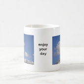 Mok sneeuwberg met tekst: "Geniet van je dag" (Center)