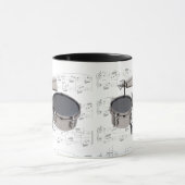 Mok - Timbales (Drums) met vellenmuziek (Midden)