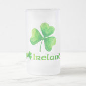 Mok van bier met aquarelle shamrocks (Center)