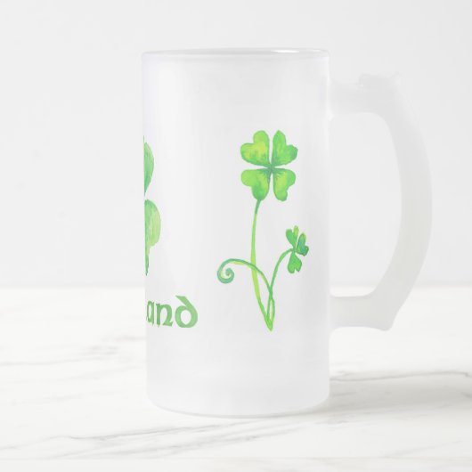 Mok van bier met aquarelle shamrocks (Rechts)