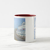 Mok van Block Island - Intering Old Harbour (Center)