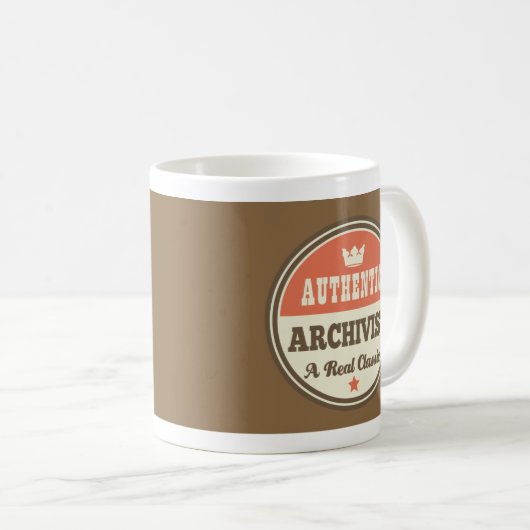 Mok van cadeautjes voor archivistische doeleinden (Voorkant rechts)