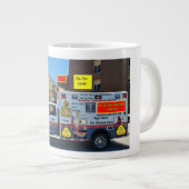 Mok van de ambulancedienst Abogado (Voorkant rechts)