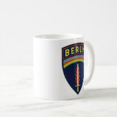 Mok van de Berlijnse Brigade-koffie (Voorkant rechts)