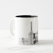 Mok van de centrale in Battersea (Voorkant links)