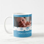 Mok van de Oma van Kerstmis van sneeuwvlokken de (Links)