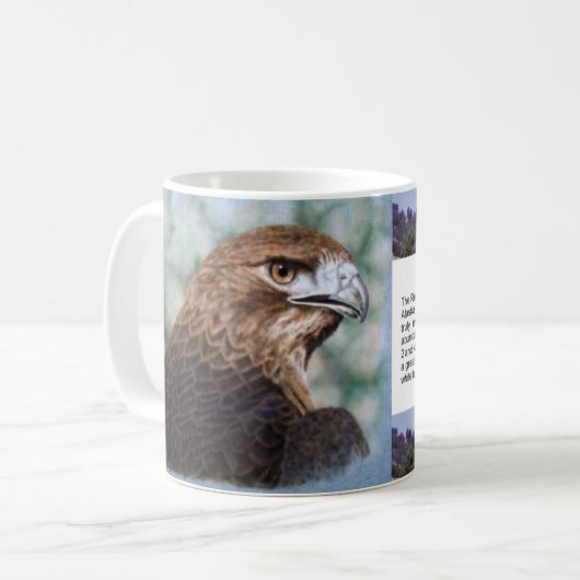 Mok van de Rode-staart Hawk (Voorkant links)